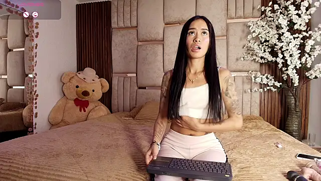 Zoe- -din online show from May 21, 3:35 am