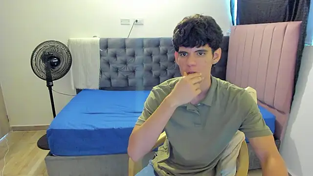 Snapshot of Josy_11 chatting on March 23, 7:07 pm Josy 11 online show from March 23, 7:07 pm