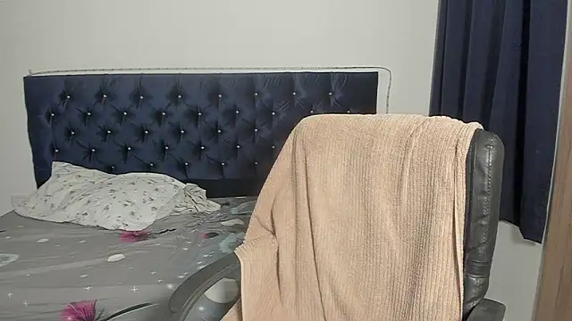 Josy 11 online show from May 5, 3:58 am