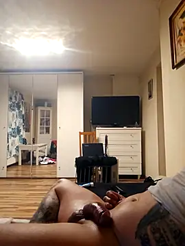 Czarnykonik7111 online show from April 21, 12:56 am