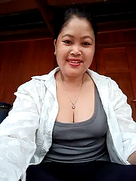 Snapshot of halenka_00 chatting on March 25, 12:49 am halenka 00 online show from March 25, 12:49 am