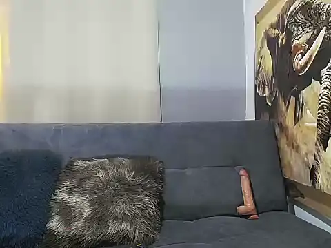 issi belle   online show from March 27, 6:52 am