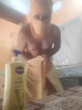 Snapshot of bodymassage455 chatting on March 22, 5:33 am bodymassage455 online show from March 22, 5:33 am