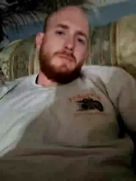 Snapshot of redandjuicy chatting on March 28, 3:28 am redandjuicy online show from March 28, 3:28 am