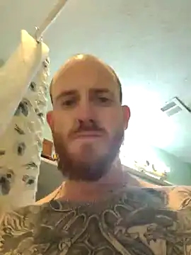 Snapshot of redandjuicy chatting on March 30, 8:37 am redandjuicy online show from March 30, 8:37 am