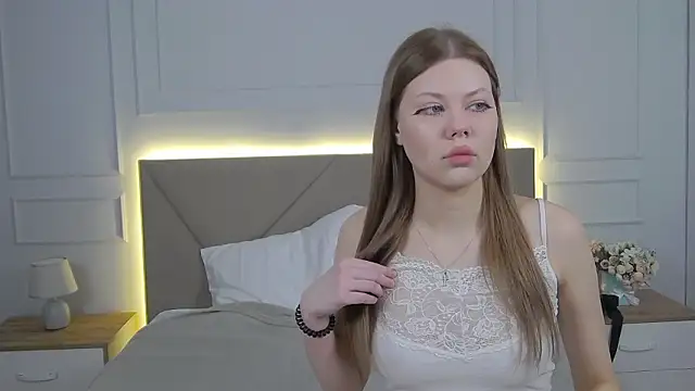 Sophie Rays online show from March 23, 11:03 am