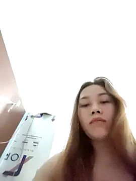 DawnG x online show from March 22, 8:01 pm