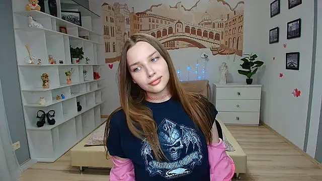 Snapshot of DariaAngels chatting on March 13, 12:34 pm DariaAngels online show from March 13, 12:34 pm