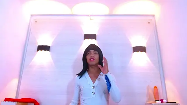 Snapshot of Brianna_Roux chatting on March 16, 7:51 pm Brianna Roux online show from March 16, 7:51 pm