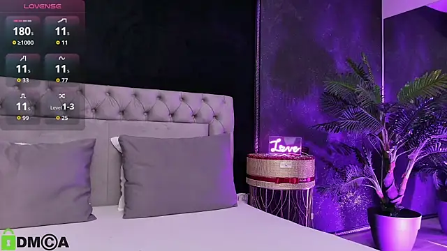 Snapshot of WildCherryXO chatting on March 29, 4:34 am WildCherryXO online show from March 29, 4:34 am