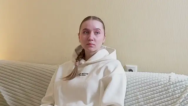 Snapshot of DonellaGrandel chatting on March 27, 9:21 am DonellaGrandel online show from March 27, 9:21 am