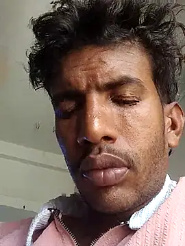 Snapshot of Lipsyguy2295 chatting on March 29, 9:53 am Lipsyguy2295 online show from March 29, 9:53 am