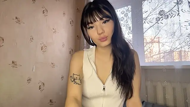 Snapshot of JiBinz chatting on March 16, 2:43 pm JiBinz online show from March 16, 2:43 pm