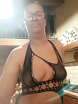 Snapshot of caballota77 chatting on March 24, 7:19 pm caballota77 online show from March 24, 7:19 pm