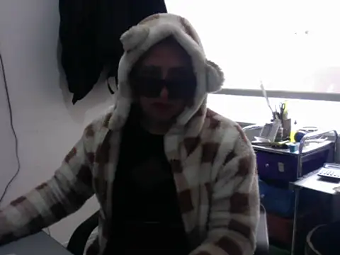 Snapshot of dayanadavid chatting on April 29, 2:32 pm dayanadavid online show from April 29, 2:32 pm