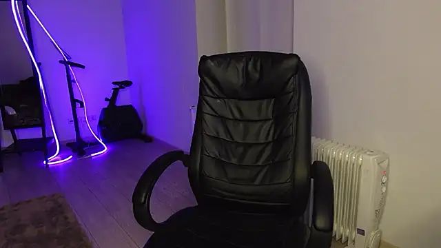 Snapshot of Nicky_Diam chatting on March 21, 8:56 pm Nicky Diam online show from March 21, 8:56 pm