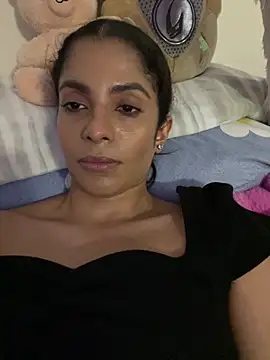 karlatiburcio online show from July 15, 1:22 am