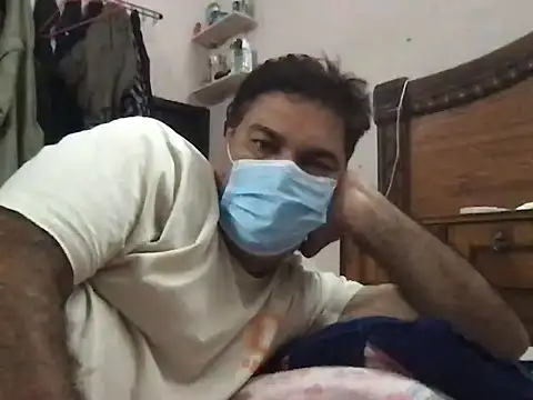 Snapshot of urb0nd chatting on March 14, 4:56 pm urb0nd online show from March 14, 4:56 pm