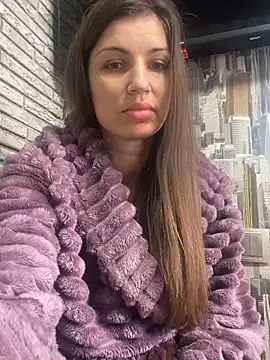 Snapshot of GlamXX chatting on March 30, 11:44 am GlamXX online show from March 30, 11:44 am