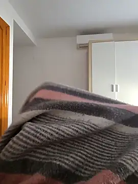 Snapshot of eduone2324 chatting on April 8, 3:56 pm eduone2324 online show from April 8, 3:56 pm