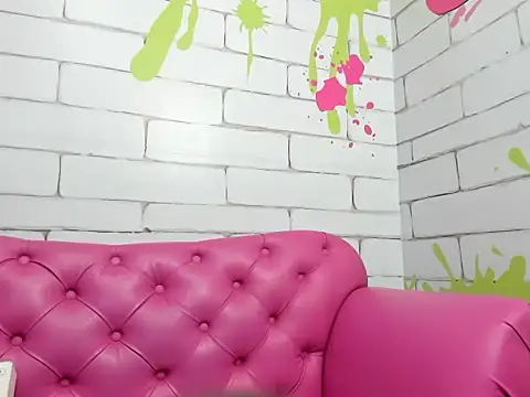 Snapshot of Danna_Greyy chatting on March 24, 11:37 am Danna Greyy online show from March 24, 11:37 am