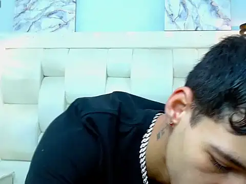 Snapshot of David_Cam chatting on March 23, 12:31 pm David Cam online show from March 23, 12:31 pm