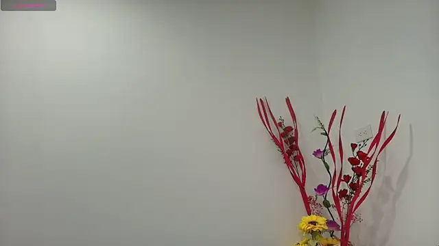 Snapshot of carlaantonellii chatting on May 16, 2:16 pm carlaantonellii online show from May 16, 2:16 pm