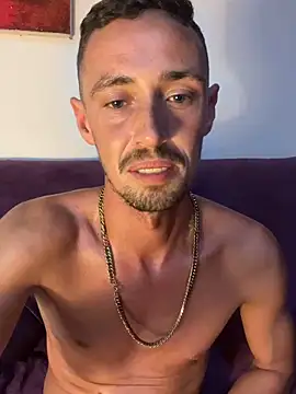 Snapshot of MeJross chatting on March 15, 9:21 pm MeJross online show from March 15, 9:21 pm