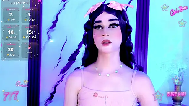 Snapshot of alana_dolls chatting on March 27, 3:45 am alana dolls online show from March 27, 3:45 am