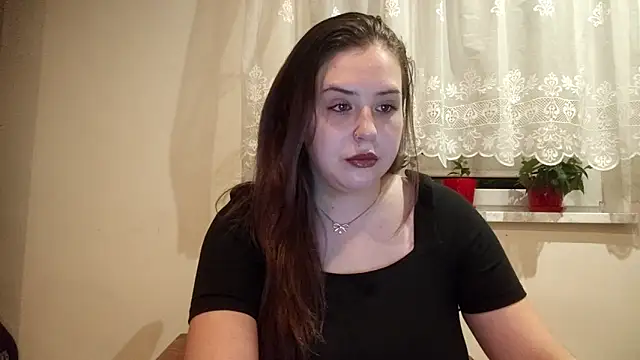 Snapshot of LolaSeduce chatting on March 28, 7:24 pm LolaSeduce online show from March 28, 7:24 pm