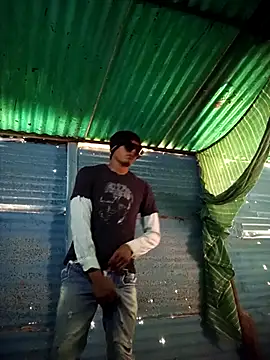 Snapshot of spittingpig1 chatting on March 15, 6:14 pm spittingpig1 online show from March 15, 6:14 pm