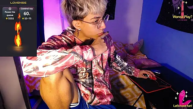 Snapshot of alejito_jeje chatting on March 18, 4:54 pm alejito jeje online show from March 18, 4:54 pm