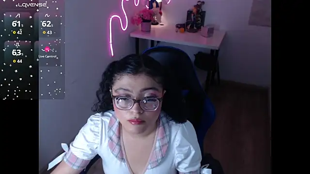 sweetie lisa online show from April 5, 3:26 am