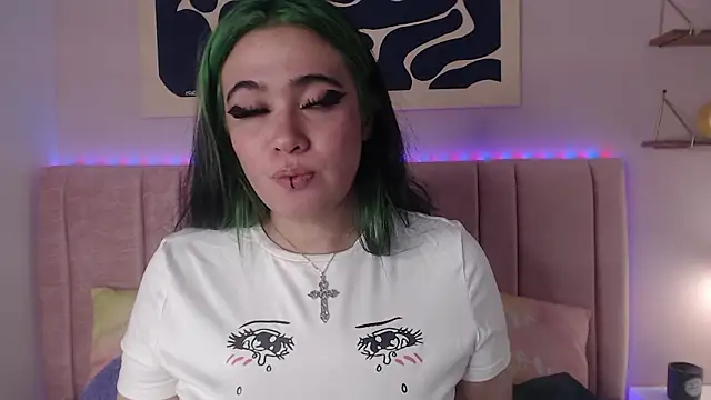 Snapshot of Liliith_Zeniith chatting on March 25, 5:52 pm Liliith Zeniith online show from March 25, 5:52 pm