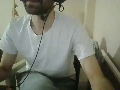 Bigfeet47dikcis17 online show from March 27, 5:56 pm