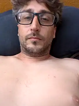 Snapshot of AHoleVibe chatting on March 24, 12:26 am AHoleVibe online show from March 24, 12:26 am