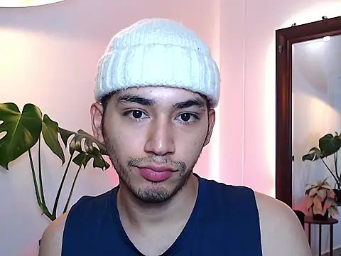 Snapshot of noahnoguera chatting on March 22, 12:19 pm noahnoguera online show from March 22, 12:19 pm