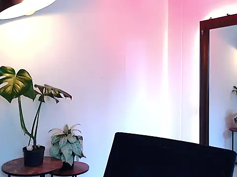 Snapshot of noahnoguera chatting on March 26, 2:55 pm noahnoguera online show from March 26, 2:55 pm