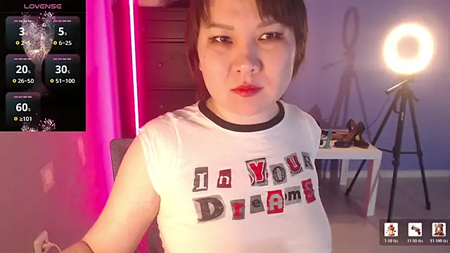 Snapshot of Sweet_Emilynn chatting on March 26, 4:01 pm Sweet Emilynn online show from March 26, 4:01 pm