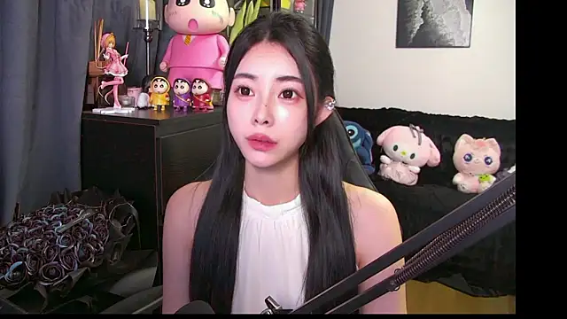 Snapshot of XiaoYuBao- chatting on March 21, 7:46 am XiaoYuBao- online show from March 21, 7:46 am