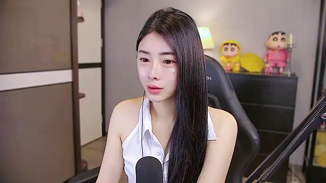 XiaoYuBao- online show from April 18, 4:00 pm