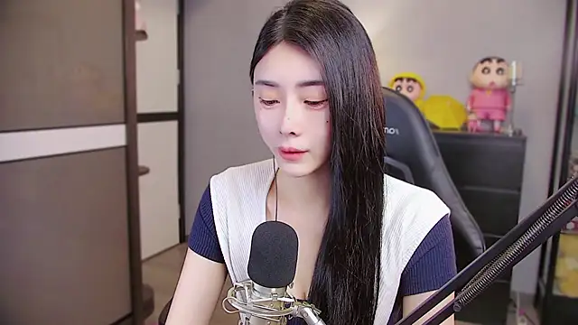 XiaoYuBao- online show from April 19, 5:12 pm