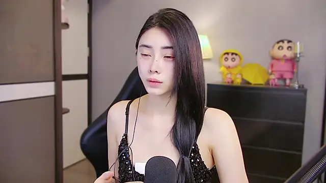 XiaoYuBao- online show from April 28, 4:23 pm