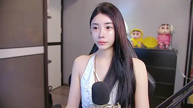 XiaoYuBao- online show from June 7, 4:33 pm