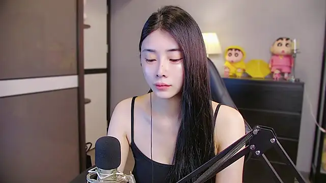 XiaoYuBao- online show from June 10, 1:43 pm