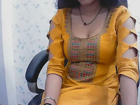 Snapshot of ragini_bby chatting on March 14, 3:56 am ragini bby online show from March 14, 3:56 am