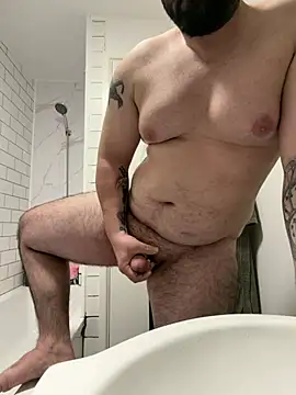 bigmillz32 online show from March 23, 12:36 am