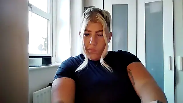 Snapshot of Lexi_Laura chatting on March 21, 5:16 pm Lexi Laura online show from March 21, 5:16 pm