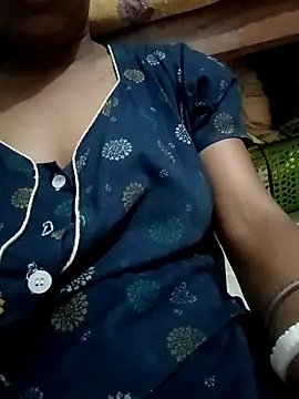 Snapshot of tulidas96778 chatting on April 1, 1:23 pm tulidas96778 online show from April 1, 1:23 pm