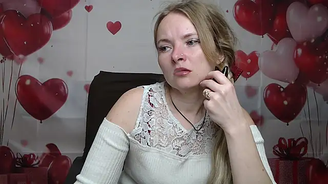 Snapshot of Nic0leDreams chatting on March 23, 6:12 pm Nic0leDreams online show from March 23, 6:12 pm